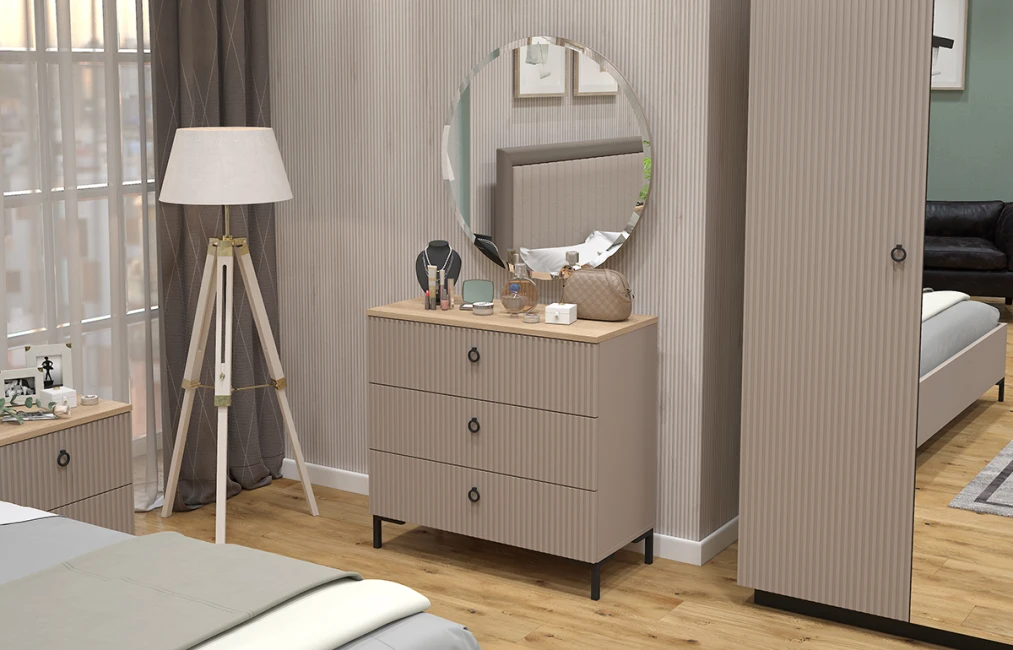 Domenika Dresser-1